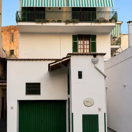 Carmela's House San Valentino Torio