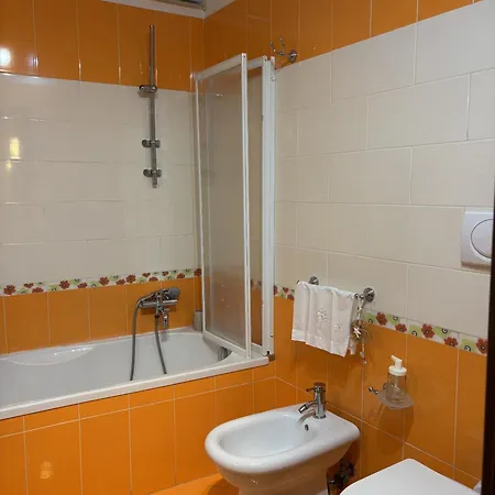 Carmela's House 3*